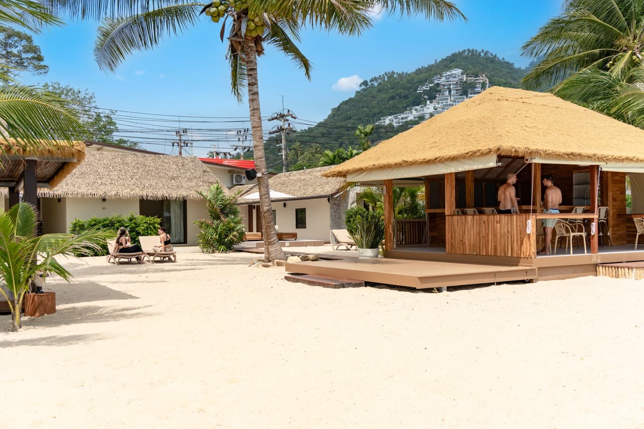 Koh Samui tropical coastline